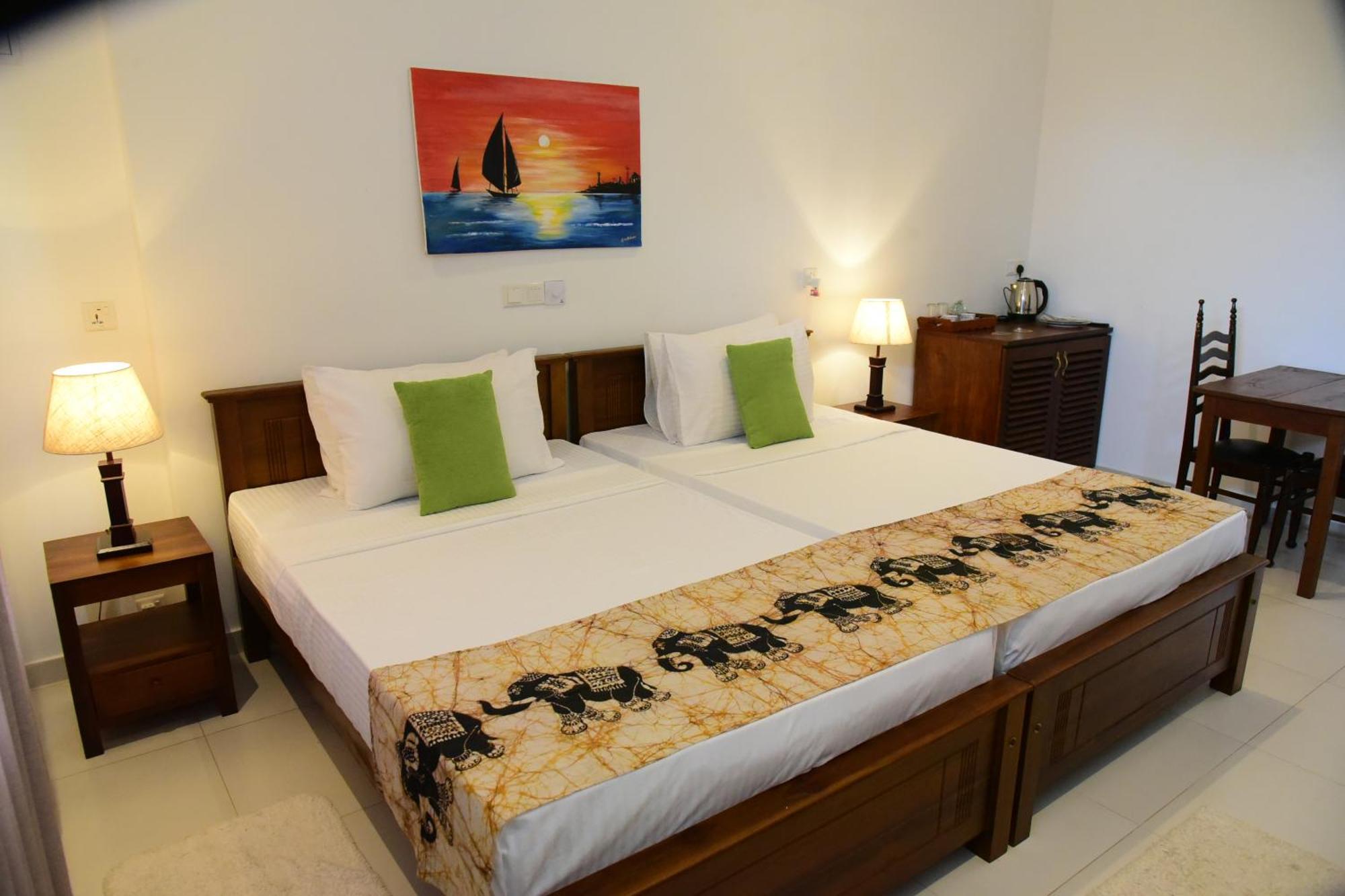 Tranquil Otel Hikkaduwa Dış mekan fotoğraf