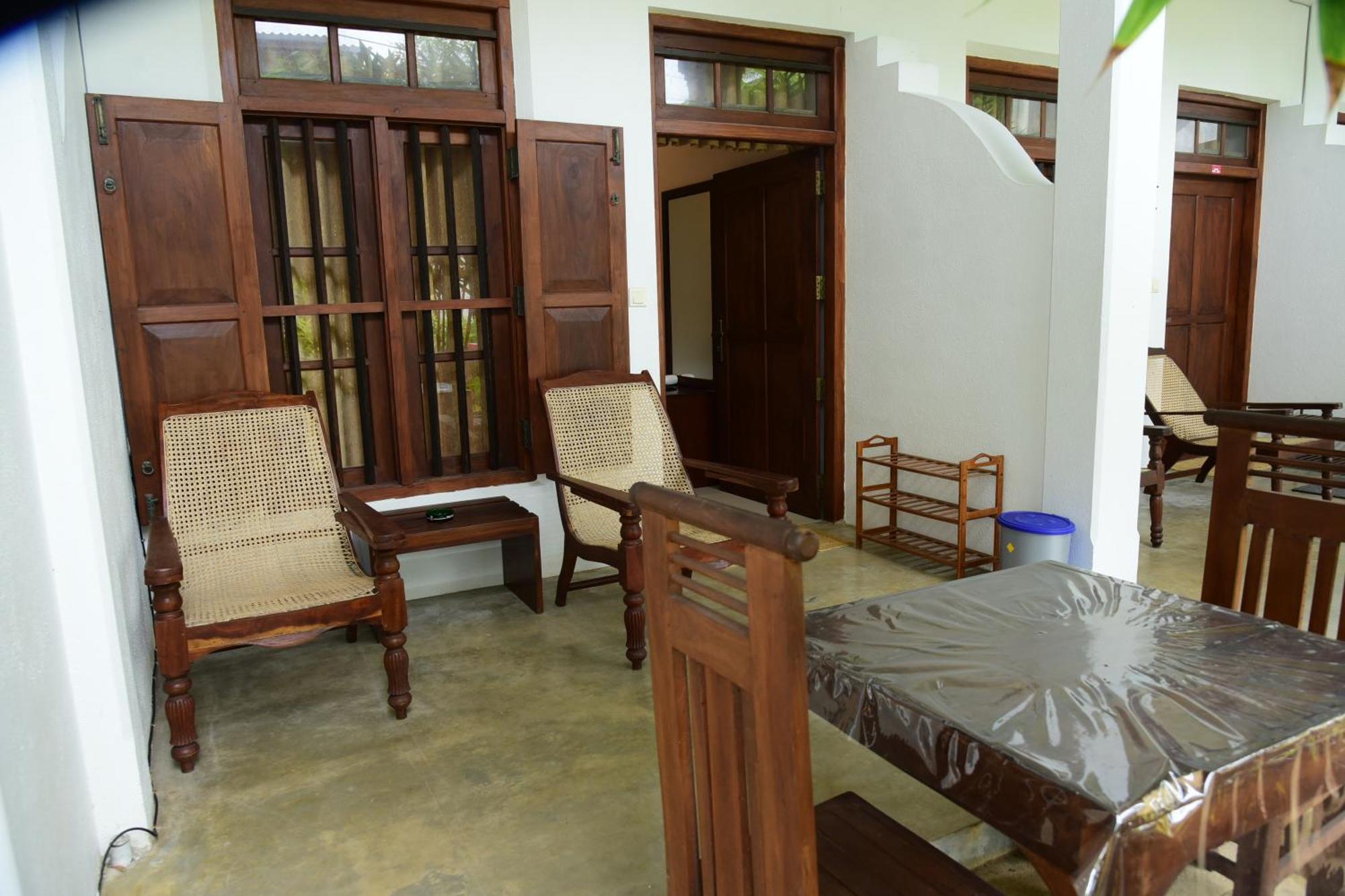 Tranquil Otel Hikkaduwa Dış mekan fotoğraf
