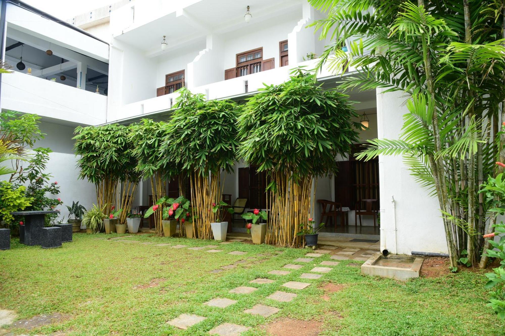 Tranquil Otel Hikkaduwa Dış mekan fotoğraf
