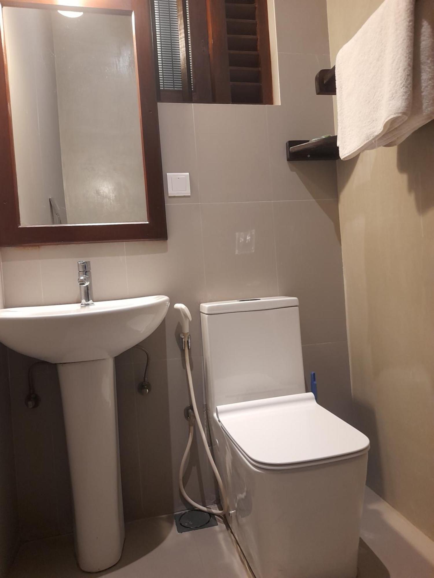 Tranquil Otel Hikkaduwa Dış mekan fotoğraf